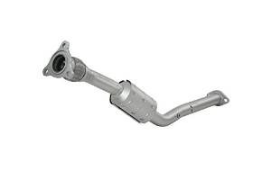 2005-2007 Chevy Cobalt, Saturn Ion, 2006-2007 HHR 2.2 + 2.4 Direct Fit Pacesetter Catalytic Converter